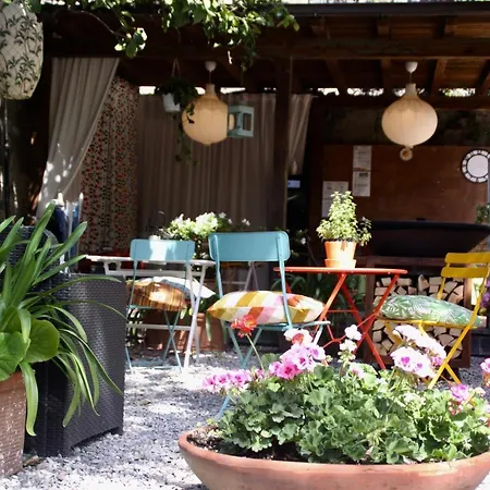 克莱莉亚别墅酒店 招待所 莱万托