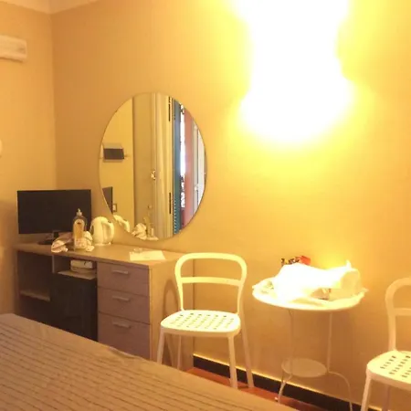 克莱莉亚别墅酒店 3*